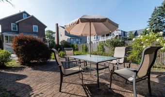 33 Murdock St, Boston, MA 02135