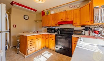 321 S 3rd St, Bridger, MT 59014
