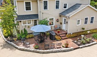 150 N Countryside Dr, Ashland, OH 44805