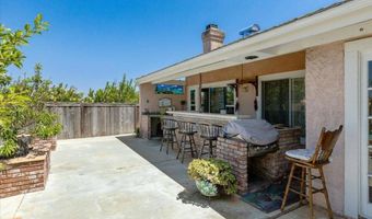 878 Rivertree Dr, Oceanside, CA 92058