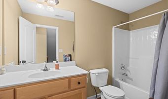 47 Celtic Ct, Adairsville, GA 30103