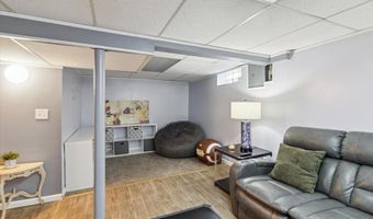 9629 Carter Ave, Allen Park, MI 48101