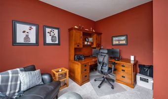 106 SW Stonegate Dr, Ankeny, IA 50023