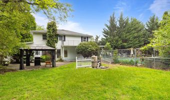 249 Cherry Ln, Airmont, NY 10901