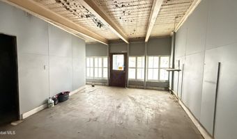55 Broad St, Amsterdam, NY 12010
