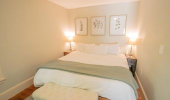 27 Princeton St, Bangor, ME 04401