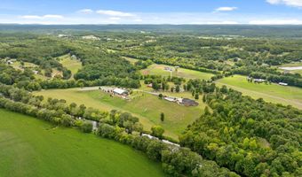 1020 Thomas Rd, Benton, TN 37307