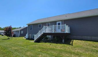 93 Streamside Ln, Bangor, ME 04401