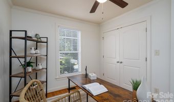1617 Brook Rd, Charlotte, NC 28205