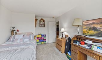 2845 Sleeping Ridge Way, Indianapolis, IN 46217
