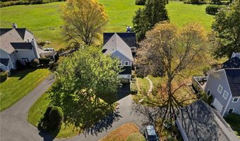 119 Corey Ln, Middletown, RI 02842