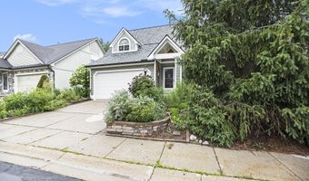 2512 Jade Ct, Ann Arbor, MI 48103