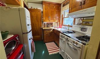 395 Broadway St W, Akeley, MN 56433
