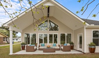 316 Allen Dr, Ayden, NC 28513