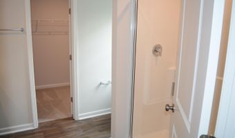 844 Bellewood Gardens Dr, Angier, NC 27592