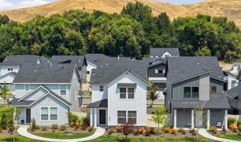 8848 W Hill Road Pkwy, Boise, ID 83714