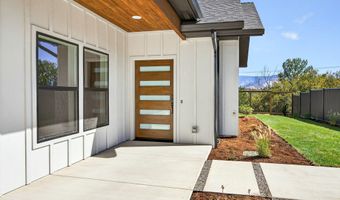 224 Alicia St, Ashland, OR 97520