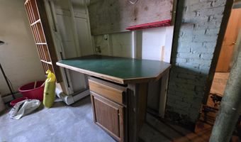 98 Merchant St, Barre, VT 05641