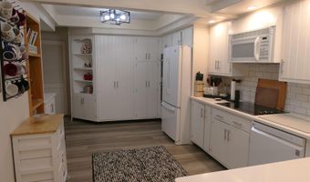 1006 Falkirk Rd, Alma, MI 48801