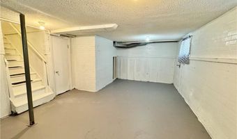 569 Broadway St, Austin, IN 47102