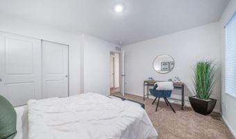 22382 E 38th Pl, Aurora, CO 80019