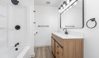 218 Aaron Dr, Andover, KS 67002