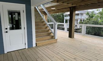 5009 Alaska St, Bay St. Louis, MS 39520