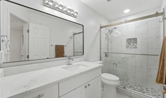 904 Wentworth Ct, Alpharetta, GA 30022