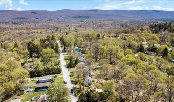 221 Grandview St, Bennington, VT 05201