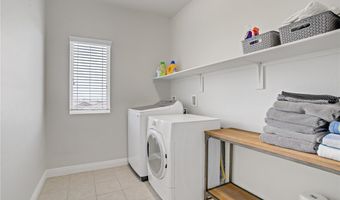 5742 Shadow Bend Dr, Las Vegas, NV 89135