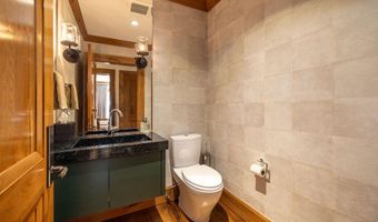 320 Hummingbird Dr A103, Avon, CO 81620