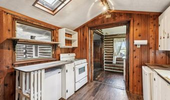 47 Lakeside Dr, Alloway, NJ 07461