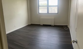 1225 KENNEDY Blvd 4J, Bayonne, NJ 07002