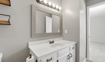 111 Autumn Hills Dr, Avilla, IN 46710