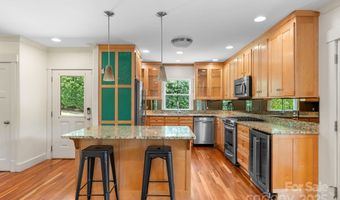 109 Zander Way, Asheville, NC 28805