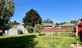 610 Aqua View Dr, Alpena, MI 49707