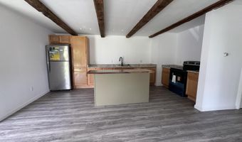 750 Oakland Rd, Belgrade, ME 04917