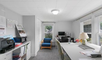 190 Maple St, Branford, CT 06405