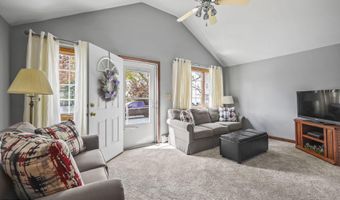 17 Cedar Ave, North Middletown, NJ 07748