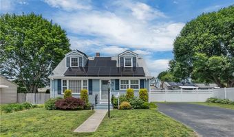35 Pleasant View Dr, North Providence, RI 02904