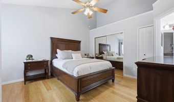 682 YOUNGSTOWN Pkwy 330, Altamonte Springs, FL 32714