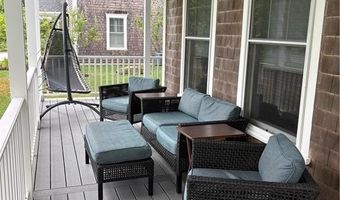 13 Arnold Ave 1, Jamestown, RI 02835