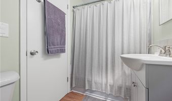 983 Roseland Rd, Alliance, OH 44601