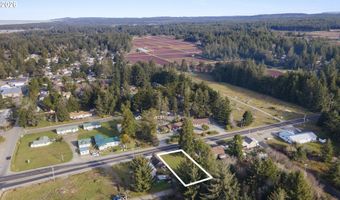 1168 2ND St, Bandon, OR 97411