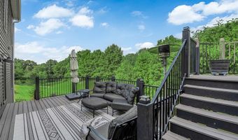 215 Cobblefield Ct, Ballwin, MO 63011