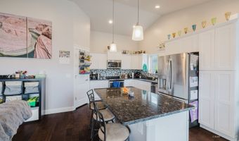 3702 Snowy River Dr, Elko, NV 89801
