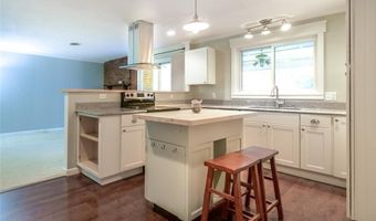 427 Brass Lamp Dr, Ballwin, MO 63011