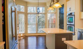 1127 Ashton Bluff Dr NE, Atlanta, GA 30319