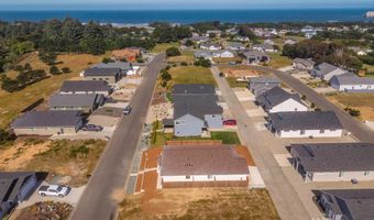 746 Seacrest Dr, Bandon, OR 97411