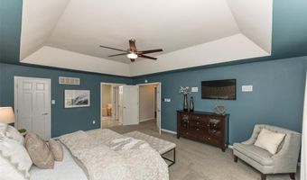 1101 Courtwood Cir, Ballwin, MO 63011